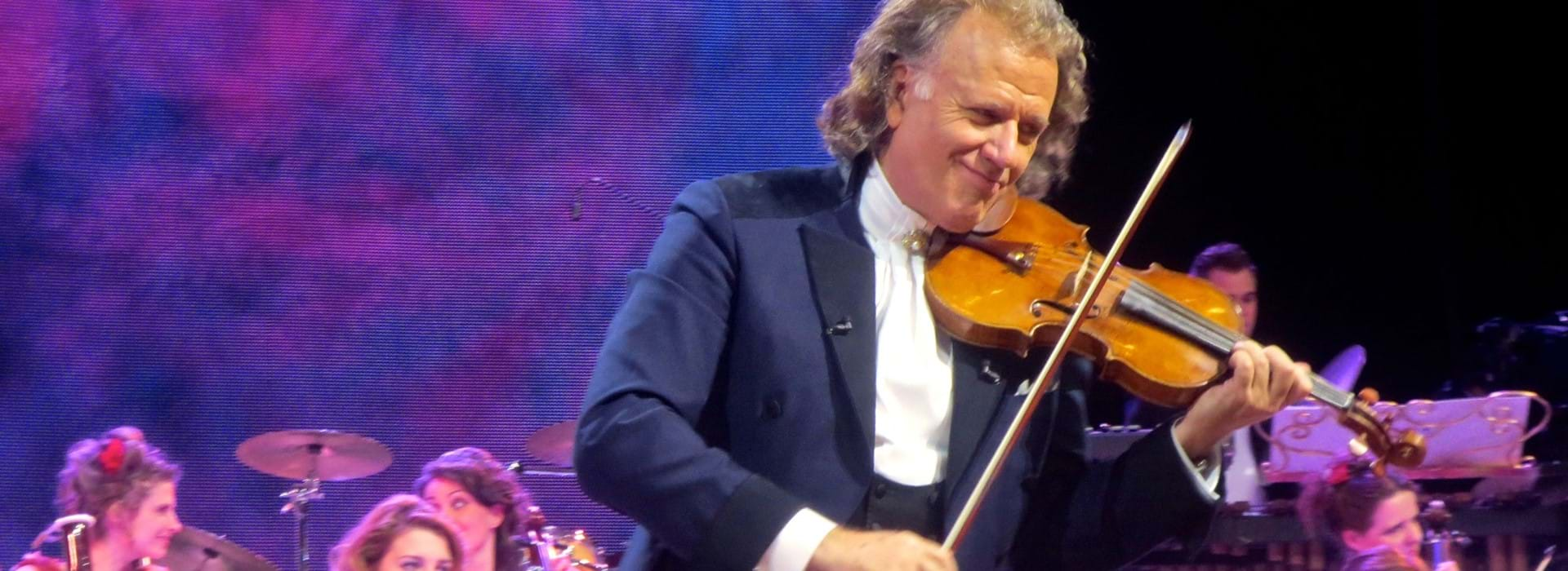 Andre Rieu Christmas Concert in Maastricht by Air - 4 days | Radio ...